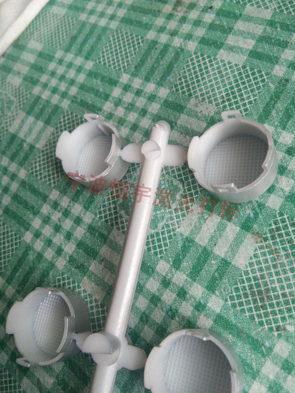按鍵鐳射雕刻